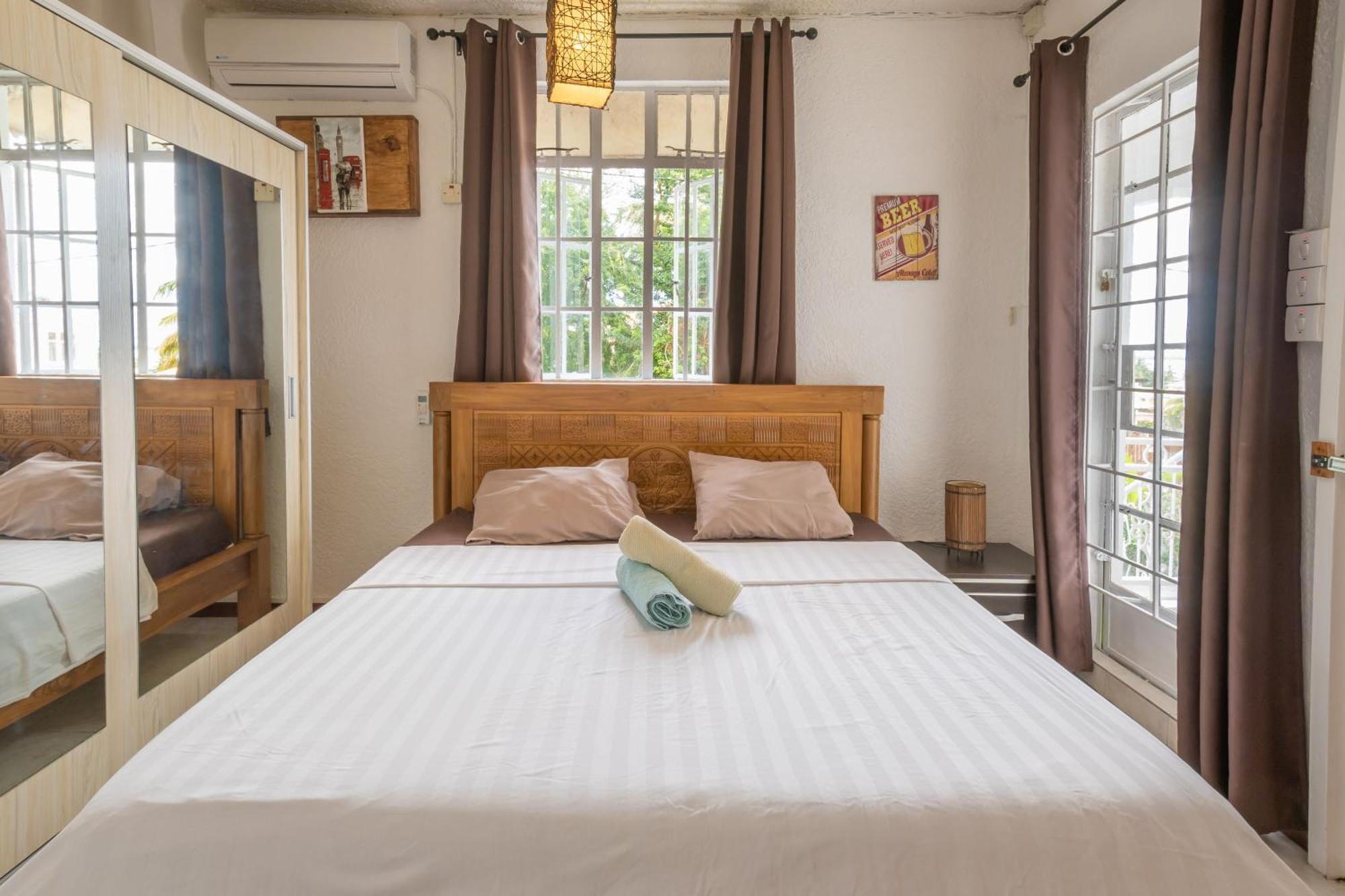 Twakila Sunset Suites Ла-Голет Экстерьер фото